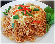 Thai Recipes : Crispy Rice Noodle with Shrimp and Pork