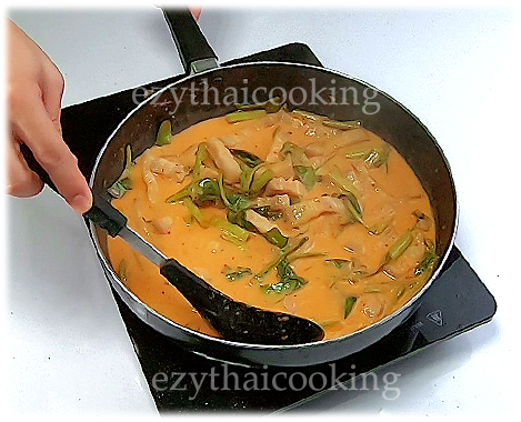  Thai Food Recipe | Thai Pork Curry with Thai Morning Glory